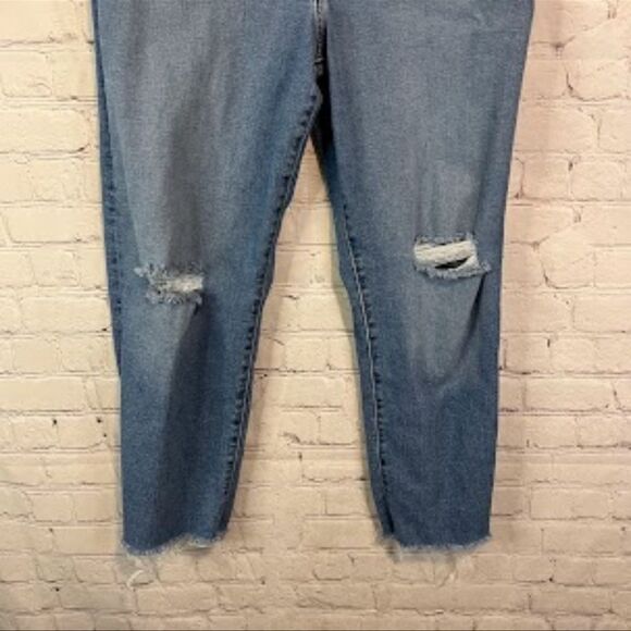 Levi’s Ribcage Straight Ankle Distressed Jeans size 31 - Picture 3 of 7